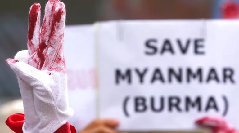 More than 500 rights groups urge UN to stop Myanmar army offensives